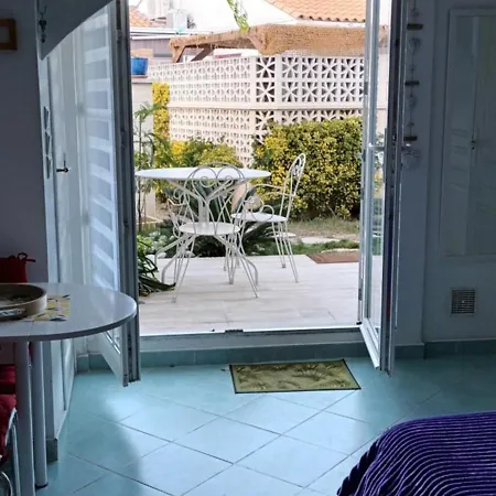 Joli Clim Au Calme Jardin 200 M Plages Apartman *