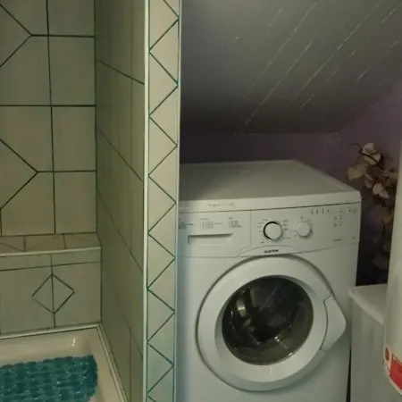 Apartmán Joli Clim Au Calme Jardin 200 M Plages